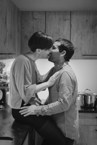 séance photo couple studio à domicile shooting